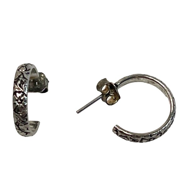 Nine Pairs Of Hoop & Stud Earrings In Mixed Silver & Gold Tones A179 - Picture 8 of 14